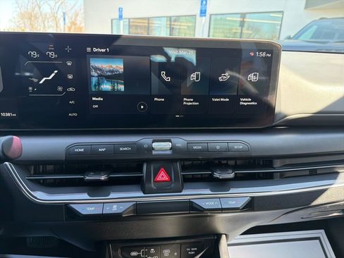 Used 2025 Kia K4 EX FWD image 30