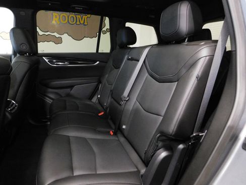 Used 2022 Cadillac XT6 Premium Luxury w/ Technology Package AWD/4WD image 81