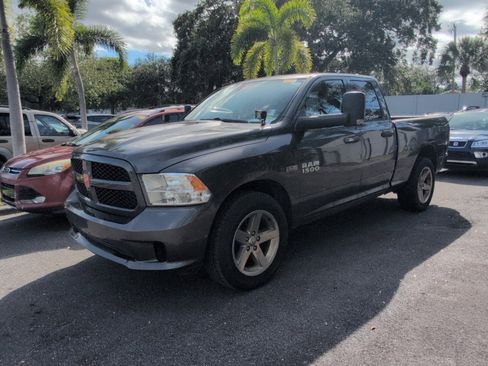 Used 2015 RAM 1500 Express image 4