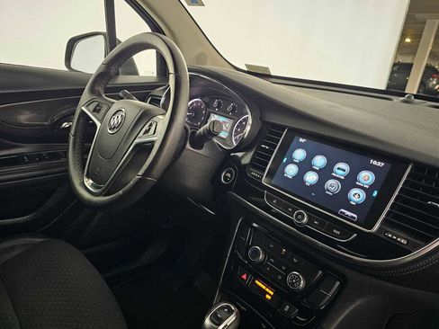 Used 2018 Buick Encore Preferred image 11