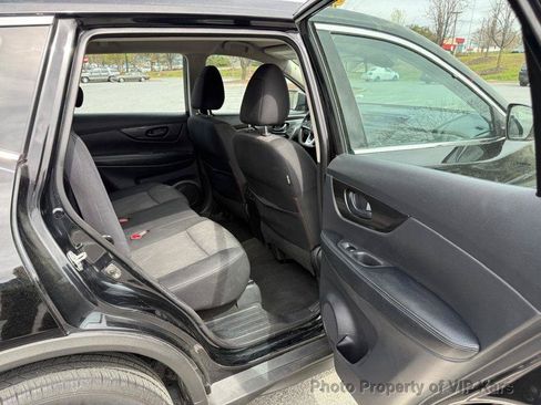 Used 2020 Nissan Rogue S AWD/4WD image 11