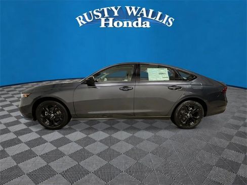 New 2025 Honda Accord SE image 6