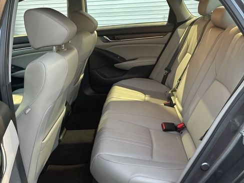 Used 2019 Honda Accord EX-L image 25