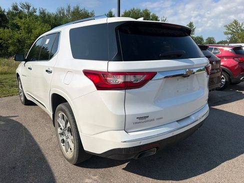 Used 2021 Chevrolet Traverse Premier AWD/4WD image 9