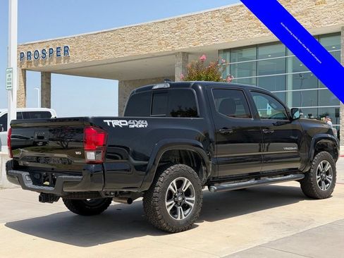 Used 2019 Toyota Tacoma TRD Sport AWD/4WD image 21