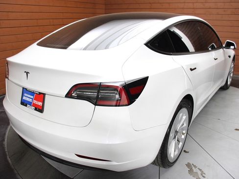 Used 2023 Tesla Model 3 Long Range image 16