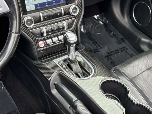 Used 2020 Ford Mustang GT Premium image 12