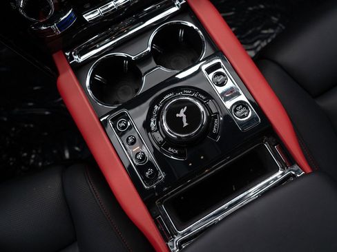 Certified 2024 Rolls-Royce Cullinan Black Badge w/ Dark Exterior Package image 39