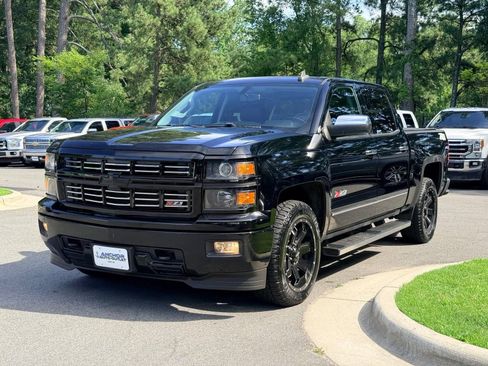 Used 2015 Chevrolet Silverado 1500 LT w/ Custom Sport Edition AWD/4WD image 4