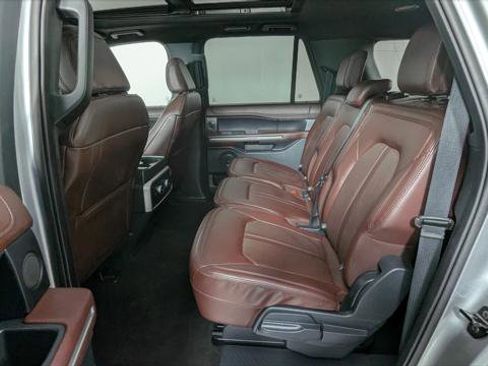Used 2023 Ford Expedition Max Limited image 18