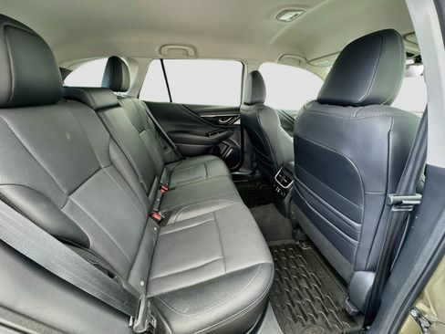 Used 2024 Subaru Outback Limited AWD/4WD image 18