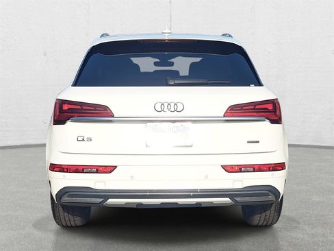 Used 2023 Audi Q5 2.0T Premium Plus w/ Premium Plus Package image 6