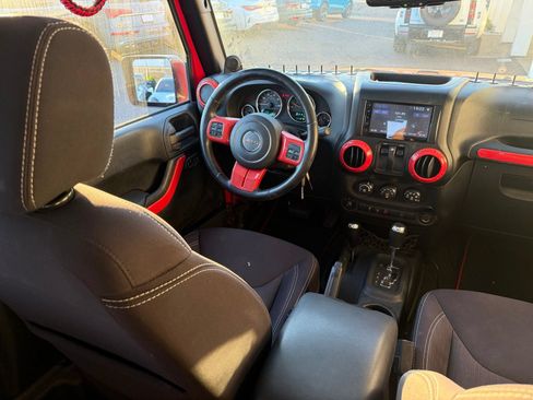 Used 2014 Jeep Wrangler Sahara w/ Dual Top Group AWD/4WD image 6