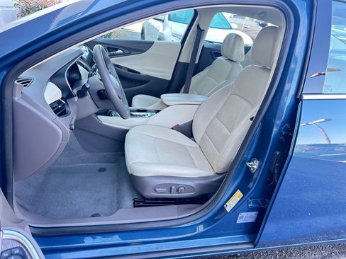 Used 2024 Chevrolet Malibu LT image 36