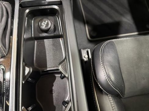 Used 2019 Volvo XC90 T6 R-Design AWD/4WD image 42