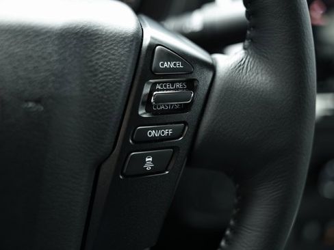 Used 2025 Nissan Frontier SV w/ SV Convenience Package image 34