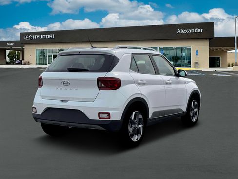 New 2026 Hyundai Venue SEL image 7