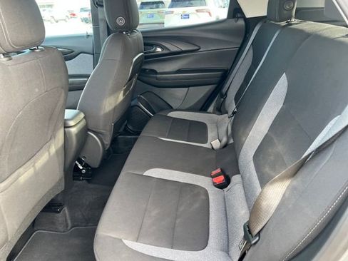 Used 2025 Chevrolet TrailBlazer LT image 13