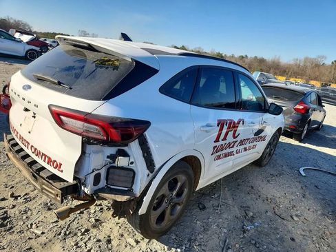 Used 2023 Ford Escape ST-Line w/ Cold Weather Package image 4