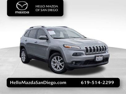 Used 2015 Jeep Cherokee Latitude w/ Comfort/Convenience Group