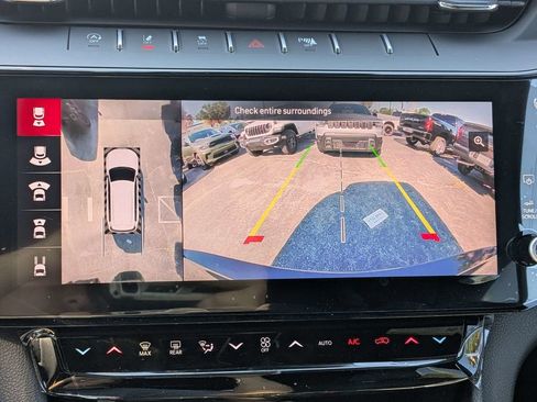 New 2026 Jeep Grand Cherokee L Limited w/ Luxury Tech Group II AWD/4WD image 31