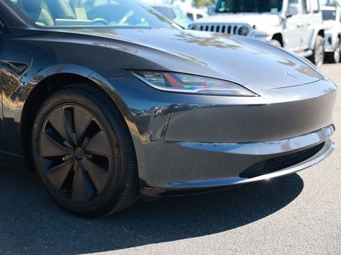 Used 2024 Tesla Model 3 Standard Range RWD image 7