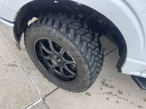 Used 2023 Ford F150 XL w/ XL Chrome Appearance Package image 28