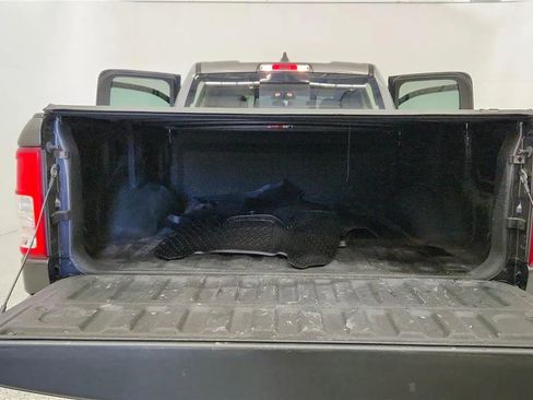 Used 2019 RAM 1500 Big Horn image 19