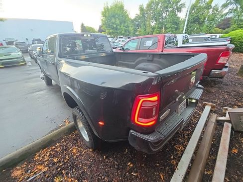 Used 2023 RAM 3500 Limited AWD/4WD image 3