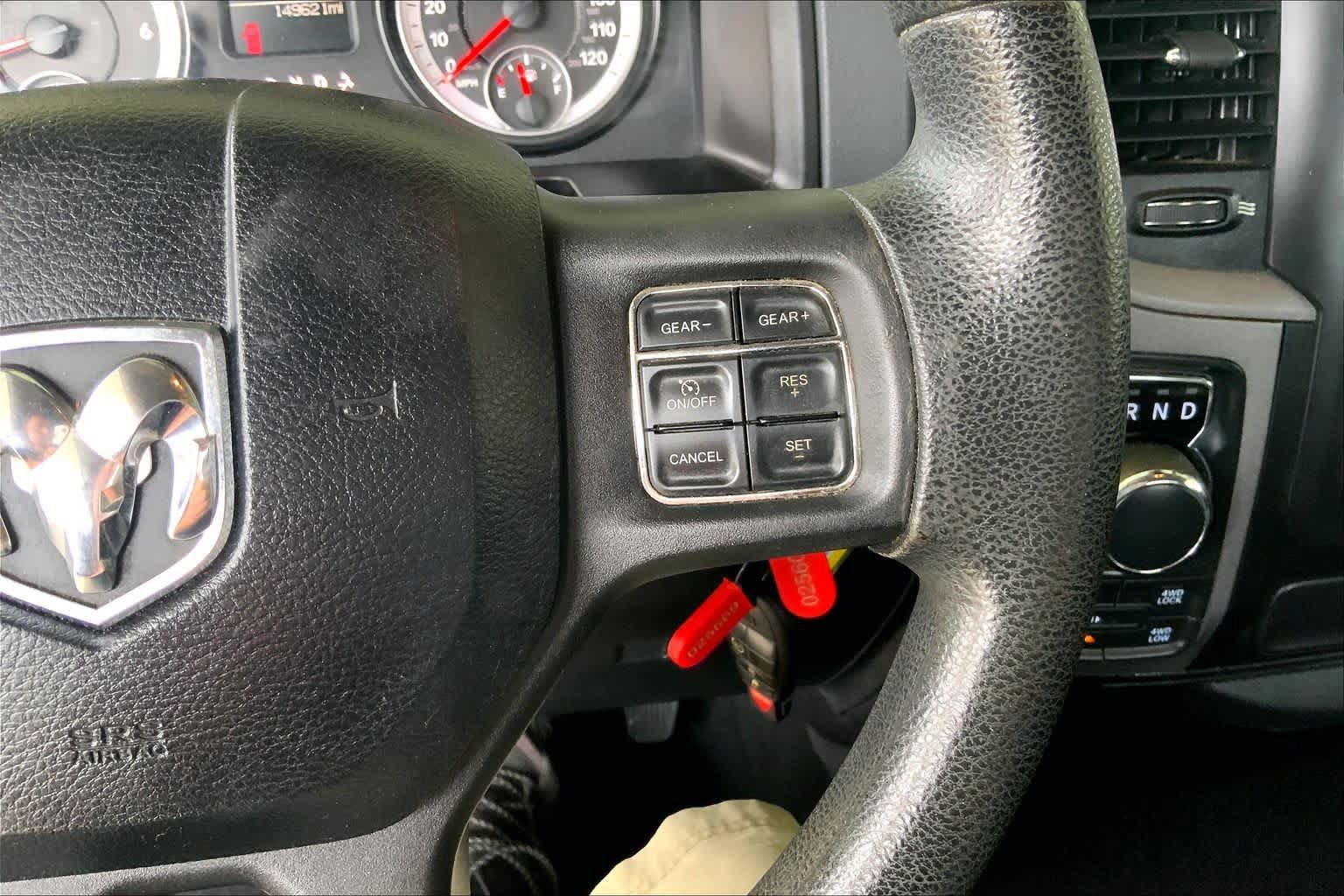 Used 2014 RAM 1500 Express AWD/4WD image 23