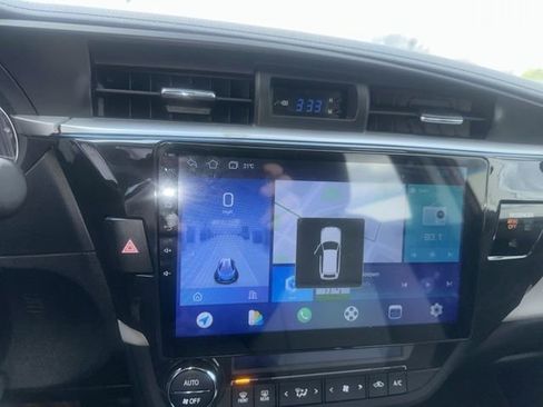 Used 2016 Toyota Corolla LE image 11