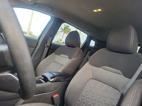 Certified 2025 Nissan Kicks SV FWD image 23