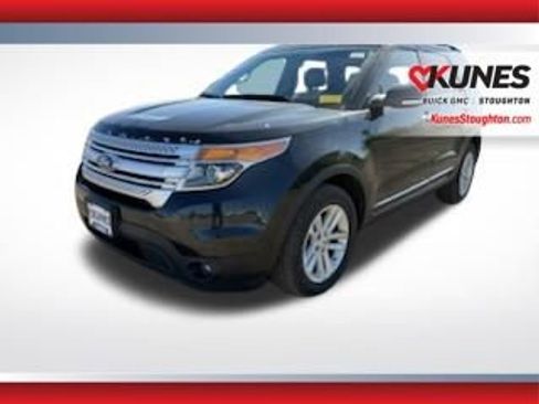 Used 2012 Ford Explorer XLT AWD/4WD image 3