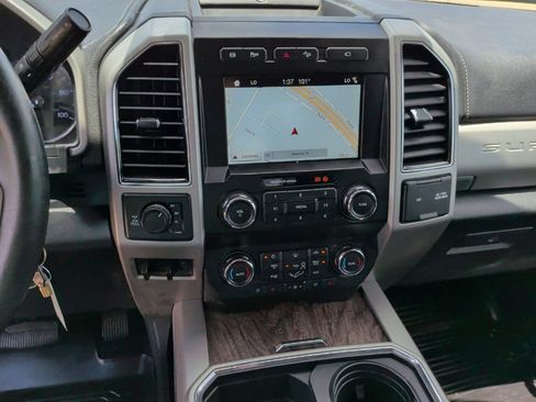 Used 2019 Ford F250 Lariat w/ Lariat Value Package AWD/4WD image 26