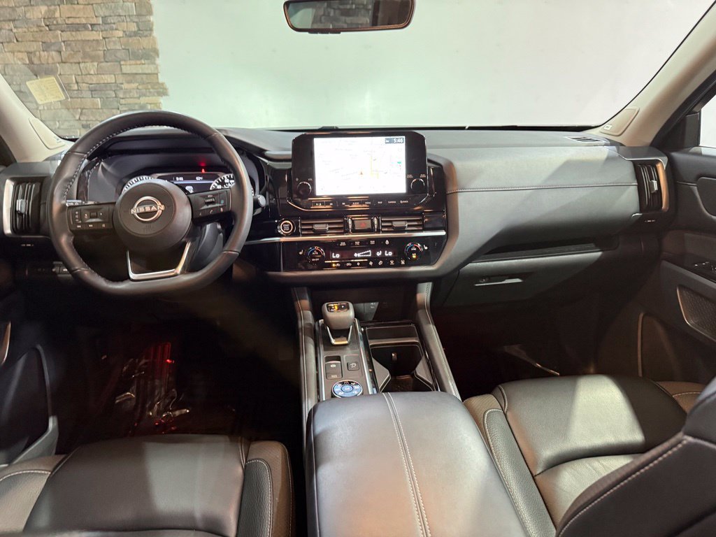 Certified 2024 Nissan Pathfinder SL w/ SL Premium Package AWD/4WD image 26