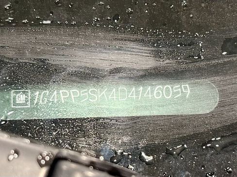 Used 2013 Buick Verano FWD image 29