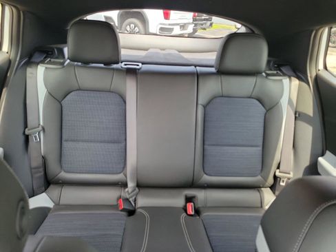 Used 2025 Buick Envista Preferred w/ Convenience I Package FWD image 12