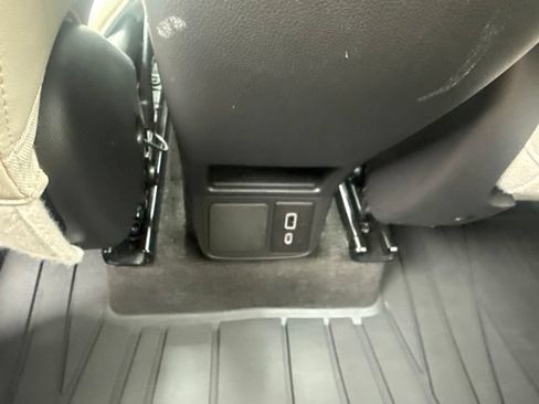 Used 2023 Buick Encore GX Preferred w/ Cold Weather Comfort Package FWD image 19