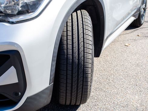 Used 2021 BMW X1 xDrive28i w/ Convenience Package image 9