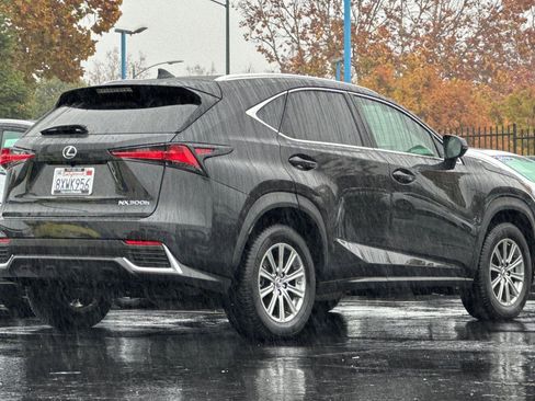 Used 2019 Lexus NX 300h AWD image 3