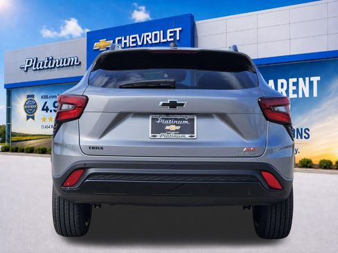 New 2026 Chevrolet Trax RS w/ Sunroof Package FWD image 8