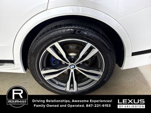 Used 2026 BMW X7 xDrive40i w/ M Sport Package AWD/4WD image 6