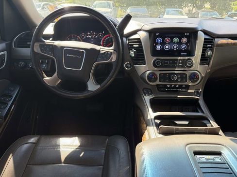 Used 2015 GMC Yukon Denali w/ Open Road Package AWD/4WD image 18
