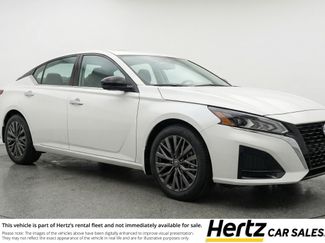 Used 2025 Nissan Altima 2.5 SV video 1