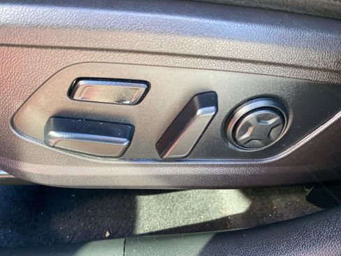 Used 2022 Kia Sorento SX image 34