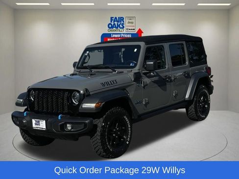 Used 2023 Jeep Wrangler Unlimited w/ Cold Weather Group AWD/4WD image 3