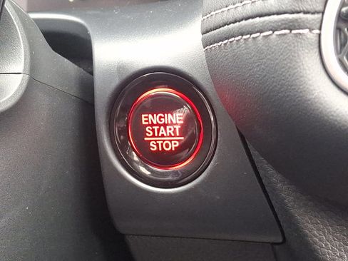 Certified 2026 Honda HR-V EX-L image 28