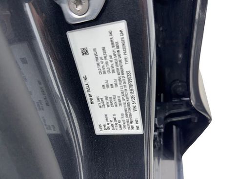 Used 2025 Tesla Model 3 Long Range AWD/4WD image 50