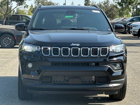 New 2026 Jeep Compass Latitude AWD/4WD image 9