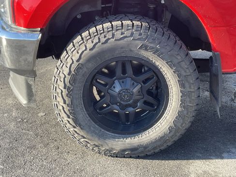 Used 2020 Ford F350 Lariat w/ Lariat Ultimate Package image 11